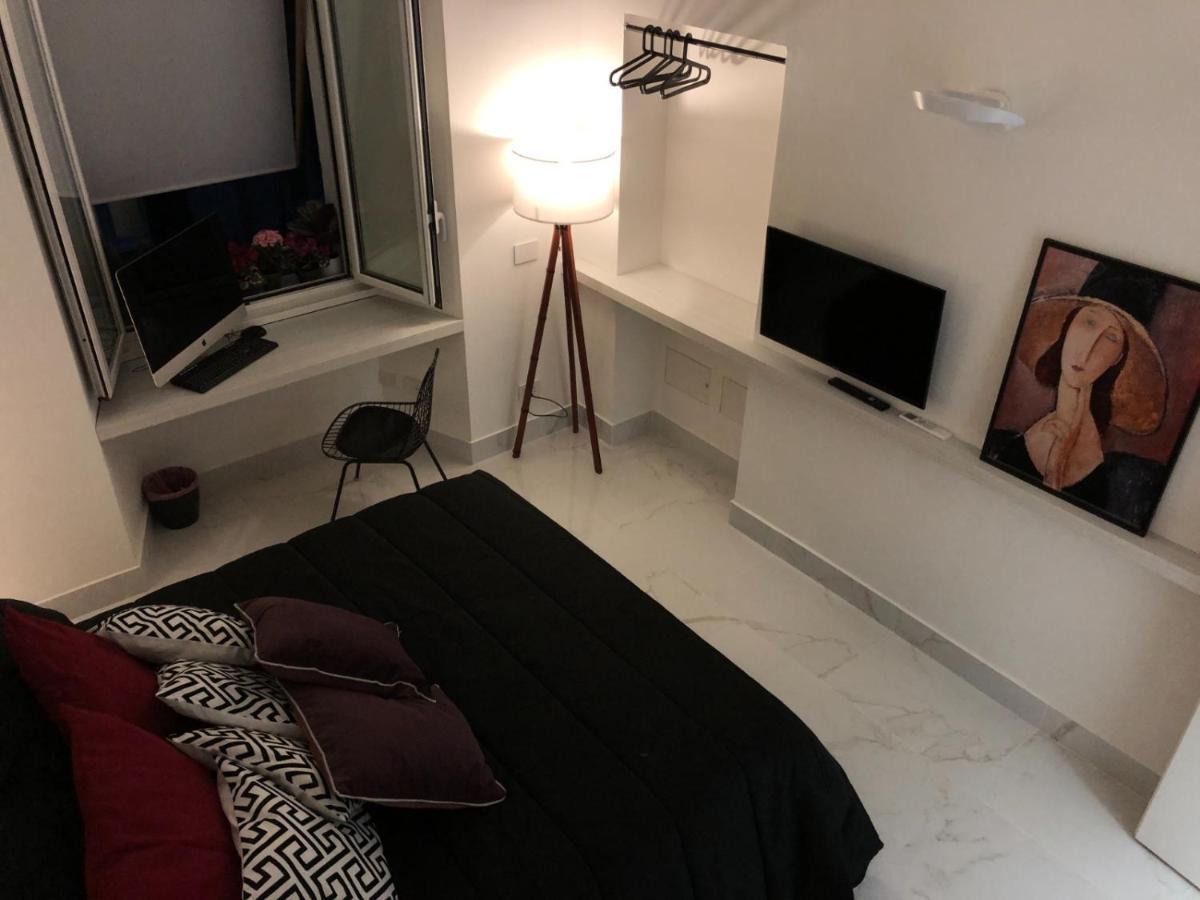 New! Cute Apart Rome Extérieur photo